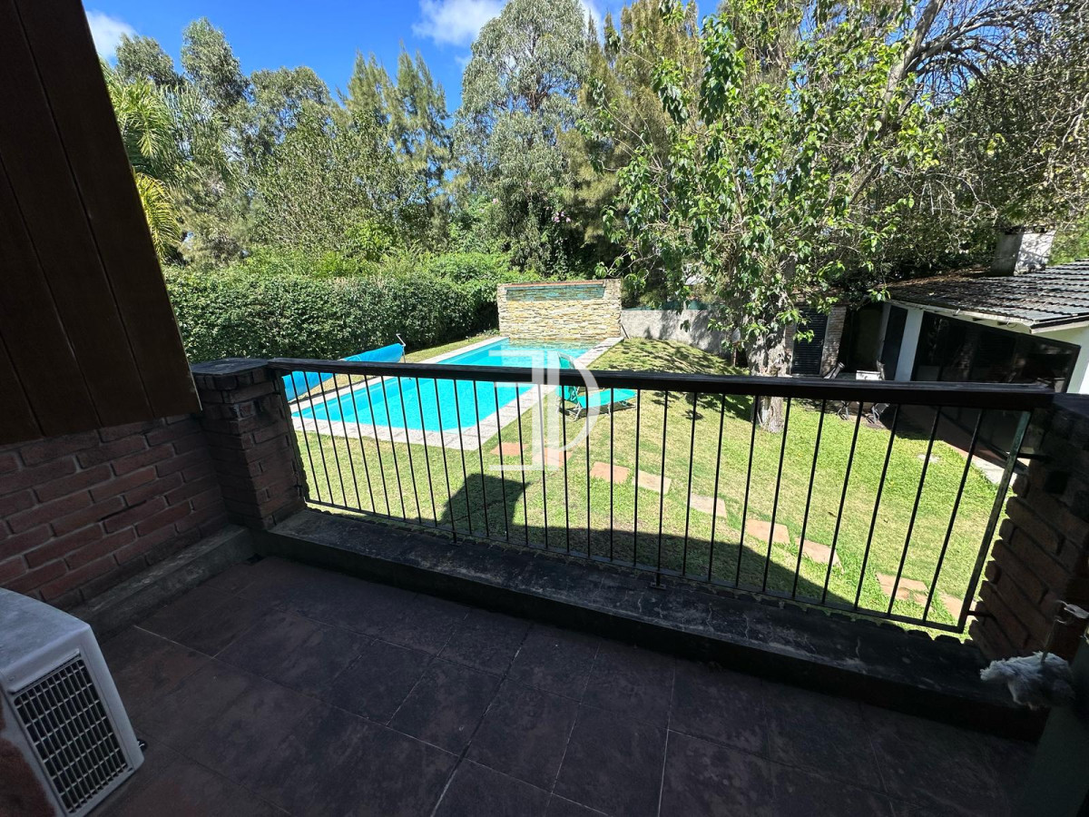 Casa ID.1179 - Venta casa 3 dormitorios Jardines de Cordoba