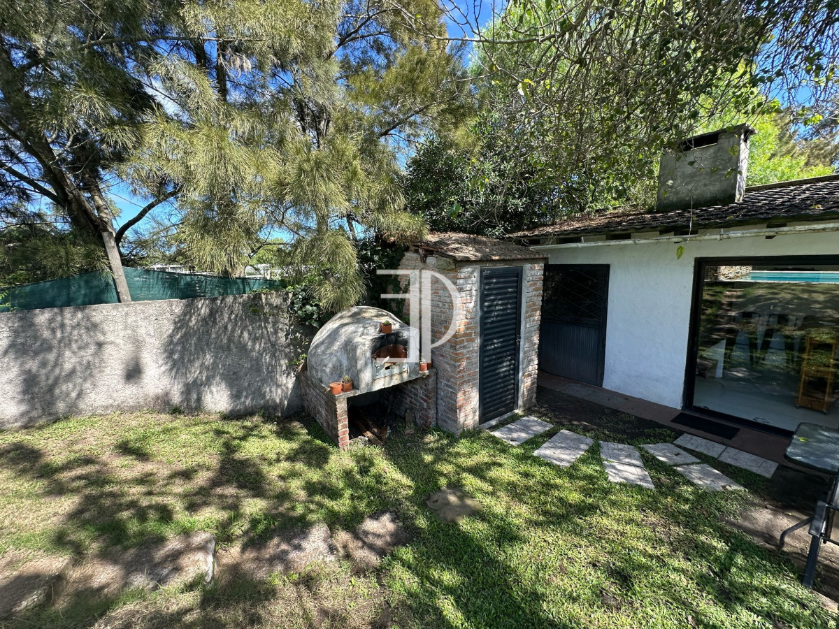 Casa ID.1179 - Venta casa 3 dormitorios Jardines de Cordoba