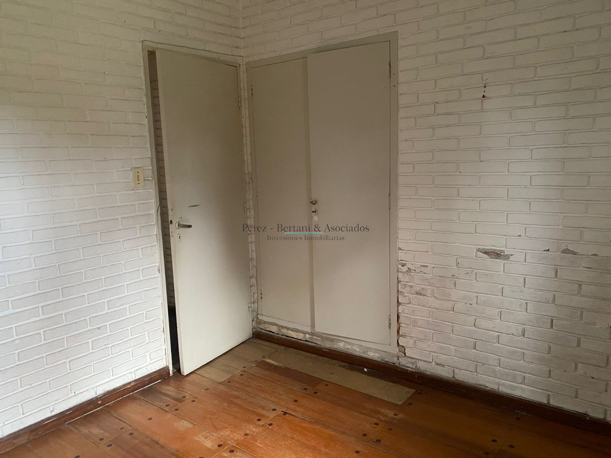 Casa ID.614 - Venta casa 4 dormitorios