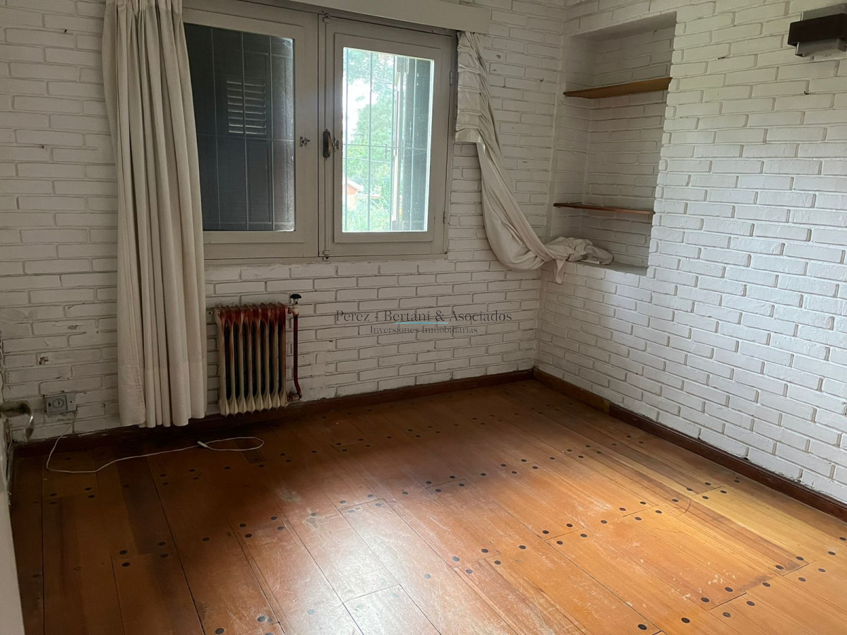 Casa ID.614 - Venta casa 4 dormitorios