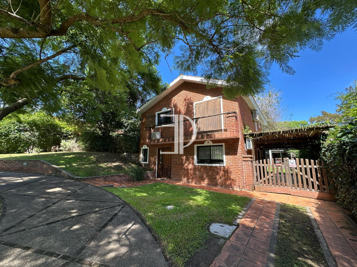 Casa ID.1179 - Venta casa 3 dormitorios Jardines de Cordoba