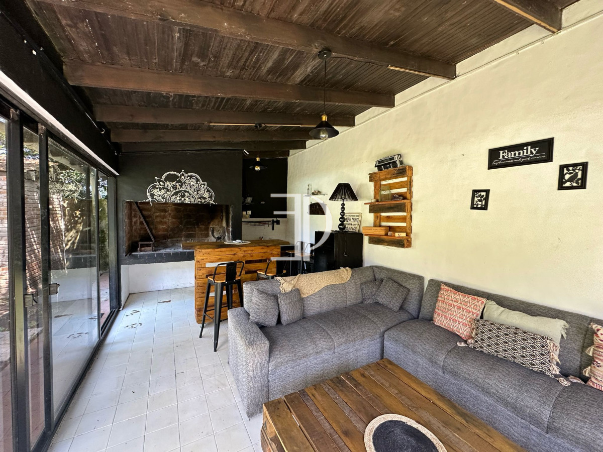 Casa ID.1179 - Venta casa 3 dormitorios Jardines de Cordoba