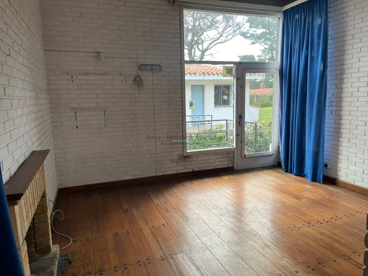 Casa ID.614 - Venta casa 4 dormitorios