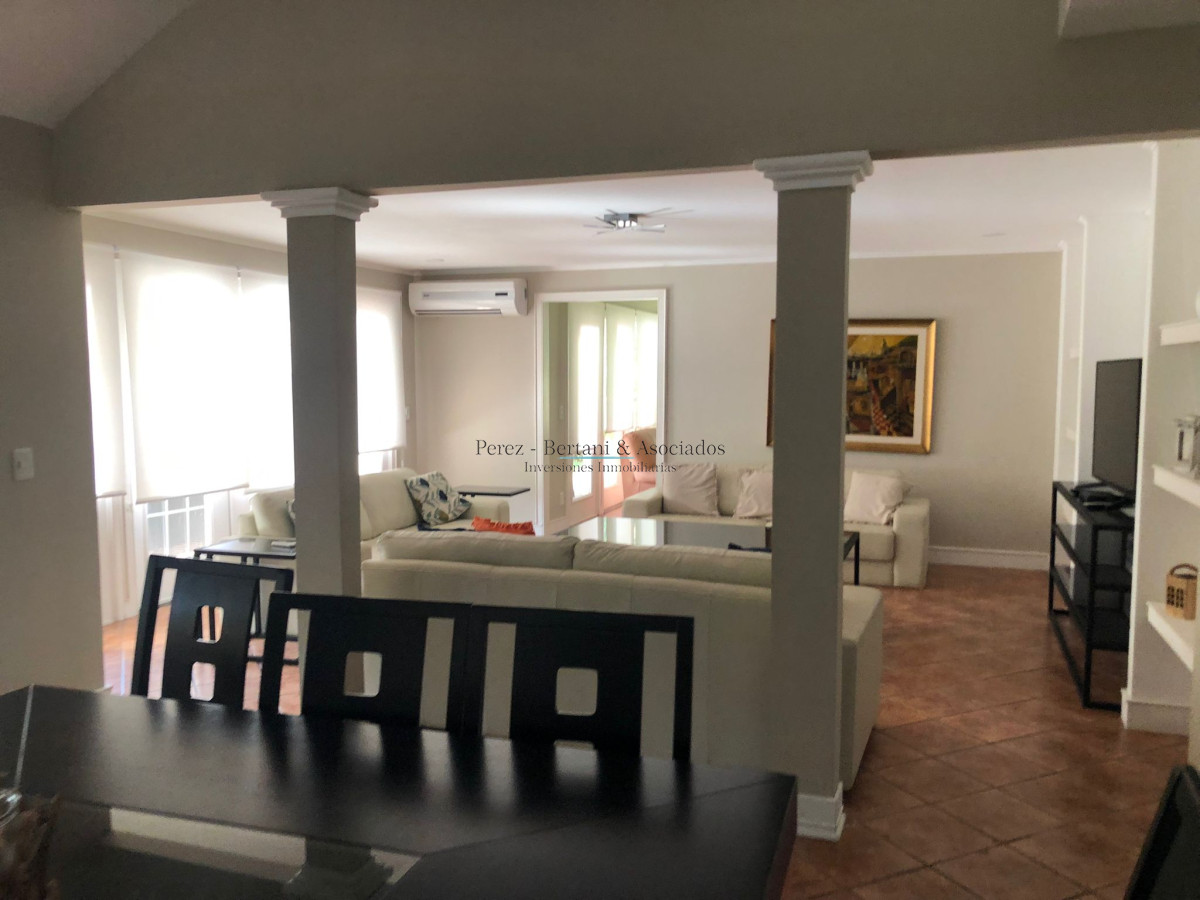 Casa ID.389 - Venta Casa Barrio Cerrado La Residence