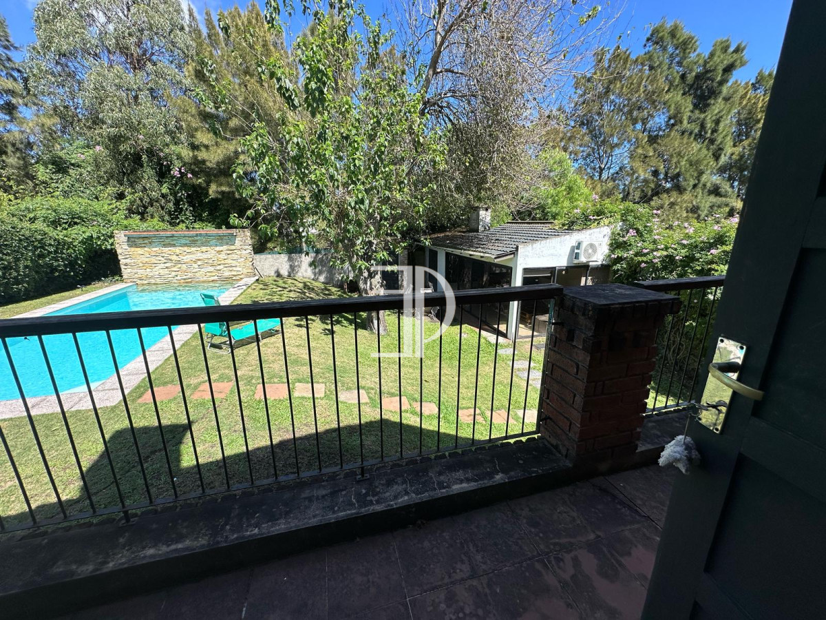 Casa ID.1179 - Venta casa 3 dormitorios Jardines de Cordoba