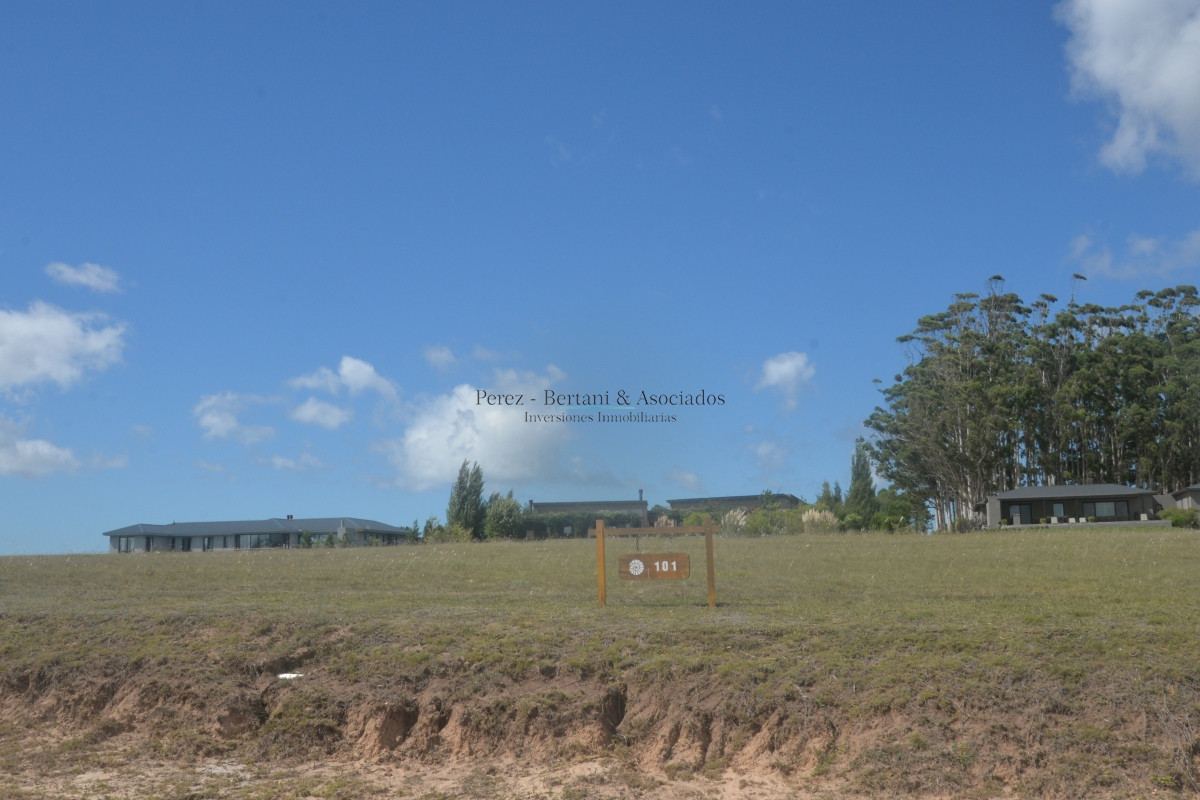Terreno ID.173 - Terreno en Manantiales, Pueblo Mio