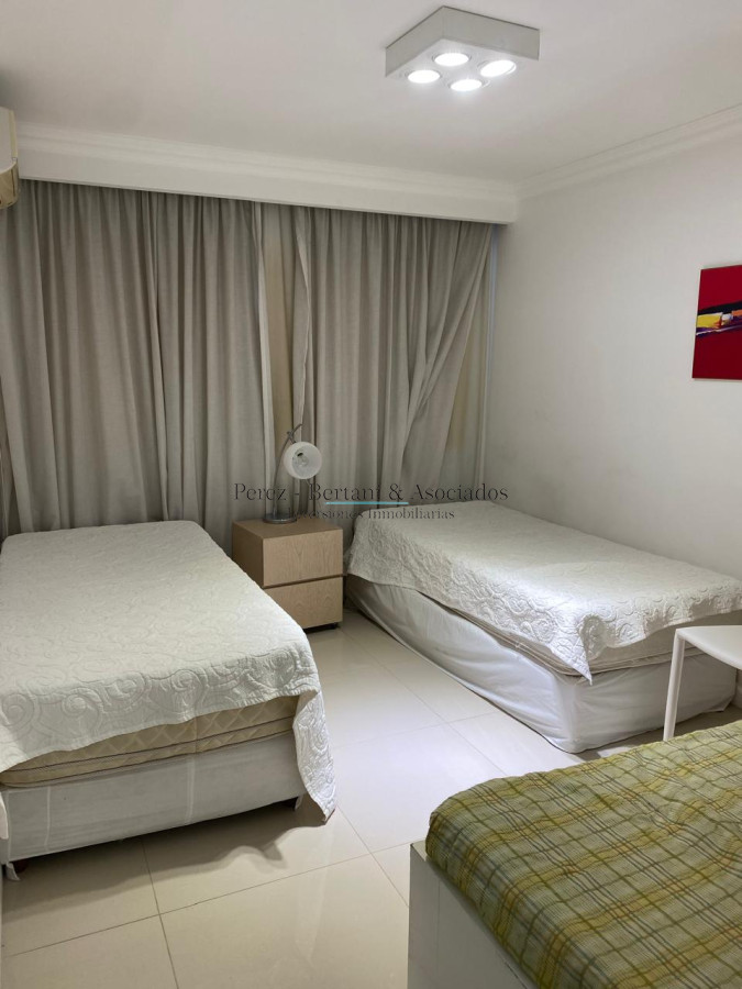 Apartamento ID.755 - Alquiler apartamento 2 dormitorios Torre con amenities