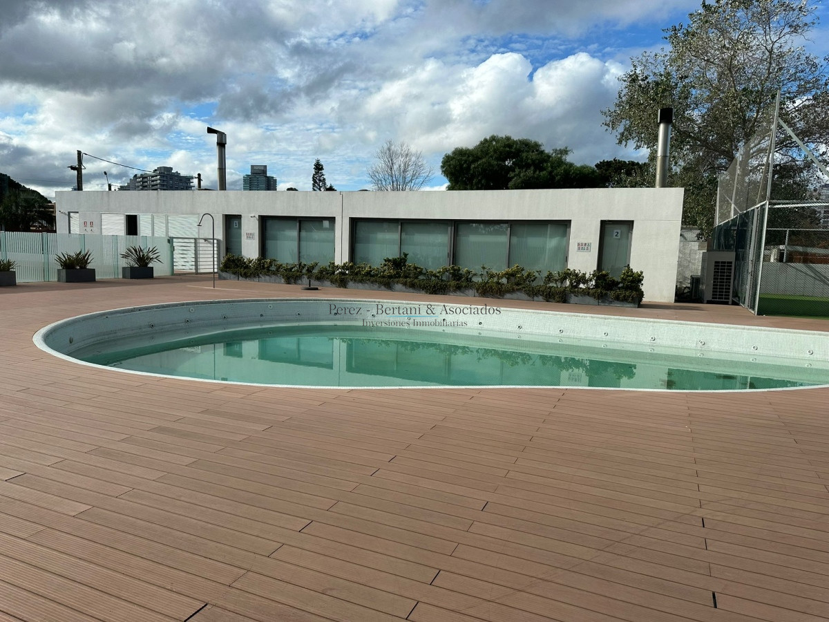 Apartamento ID.599 - Venta Penthouse 3 dormitorios Torre con Amenities
