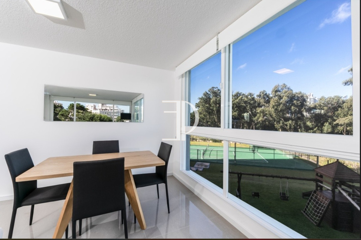 Apartamento ID.502 - Venta Apartamento  1 dormitorio torre categoria Av rRoosevelt