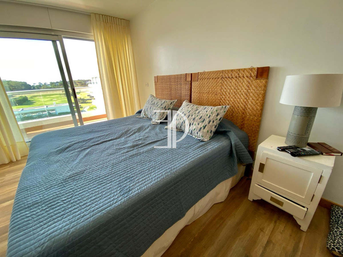 Apartamento ID.249 - Venta Penthouse Complejo Primera Linea Brava con amenities 