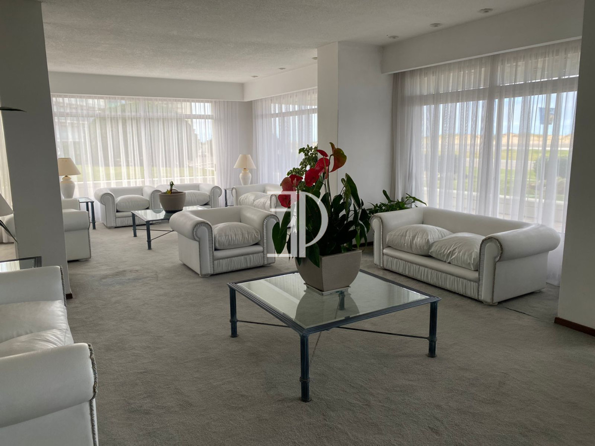 Apartamento ID.459 - Venta apartamento 2 dm Primera Linea Playa Brava