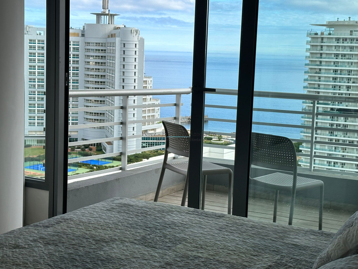 Apartamento ID.599 - Venta Penthouse 3 dormitorios Torre con Amenities