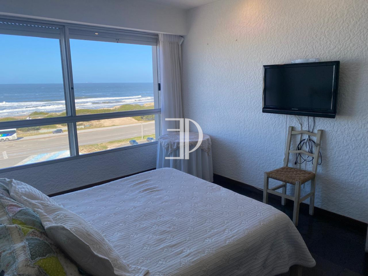 Apartamento ID.765 - Venta apartamento 2 dormitorios Primera linea Playa Brava