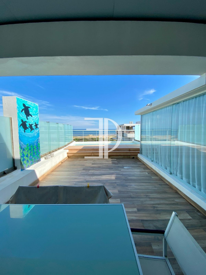 Apartamento ID.249 - Venta Penthouse Complejo Primera Linea Brava con amenities 