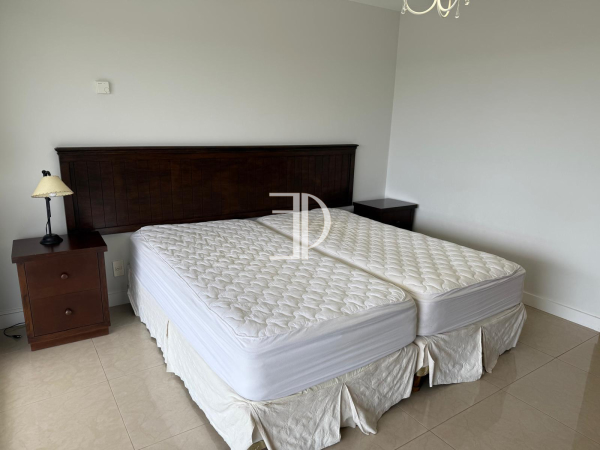 Apartamento ID.1291 - Alquiler apartamento 2  dormitorios Torre con amenities