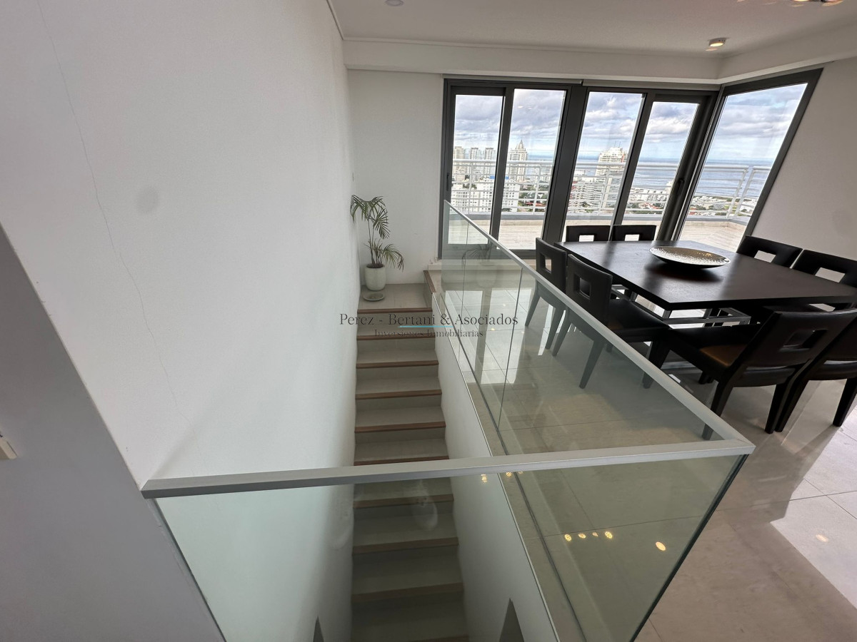 Apartamento ID.599 - Venta Penthouse 3 dormitorios Torre con Amenities