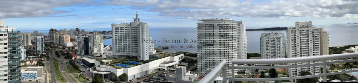Apartamento ID.599 - Venta Penthouse 3 dormitorios Torre con Amenities