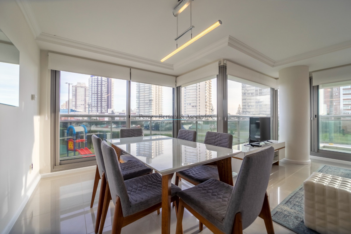 Apartamento ID.498 - VENTA APARTAMENTO 2 DORMITORIOS TORRE CATEGORIA PLAYA BRAVA