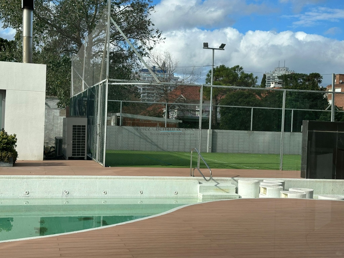 Apartamento ID.599 - Venta Penthouse 3 dormitorios Torre con Amenities