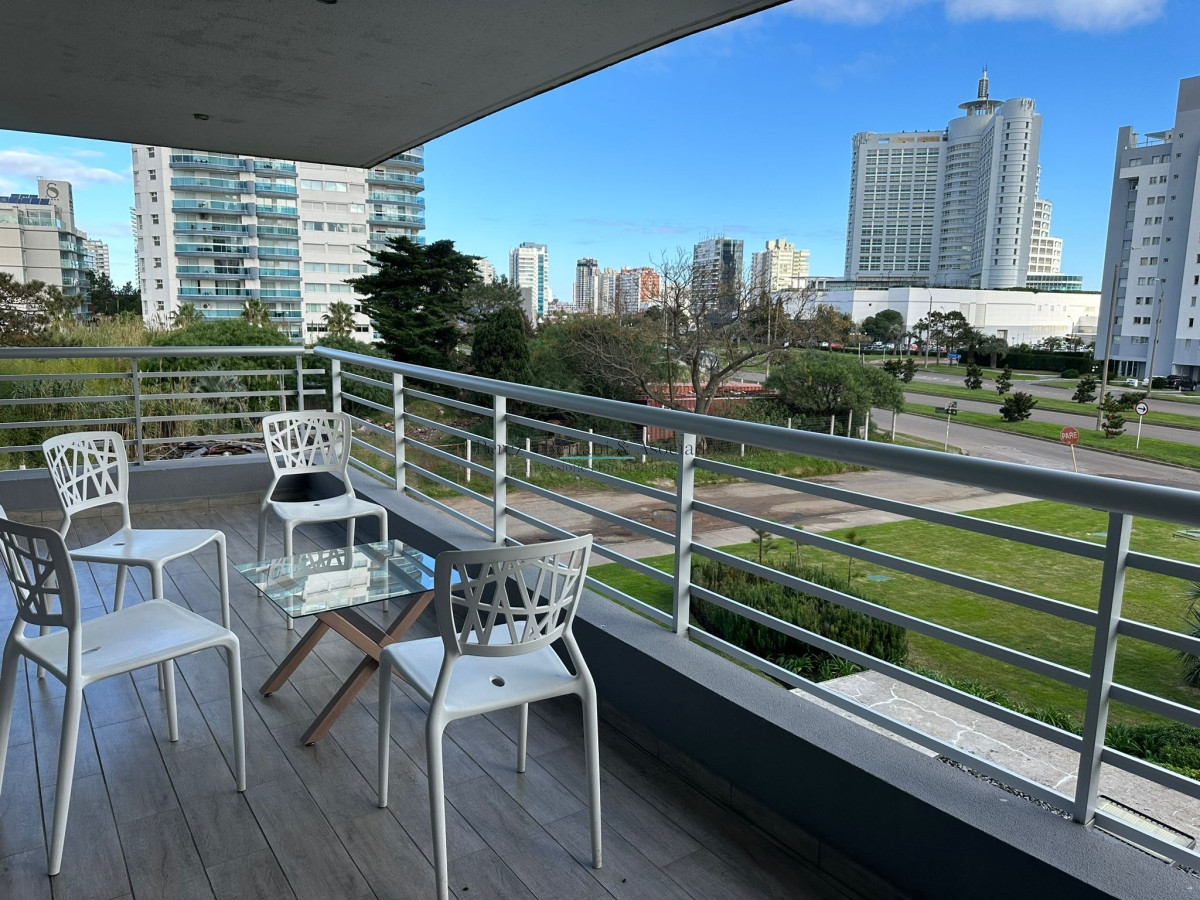 Apartamento ID.586 - Venta Apartamento 3 dormitorios Zona Mansa