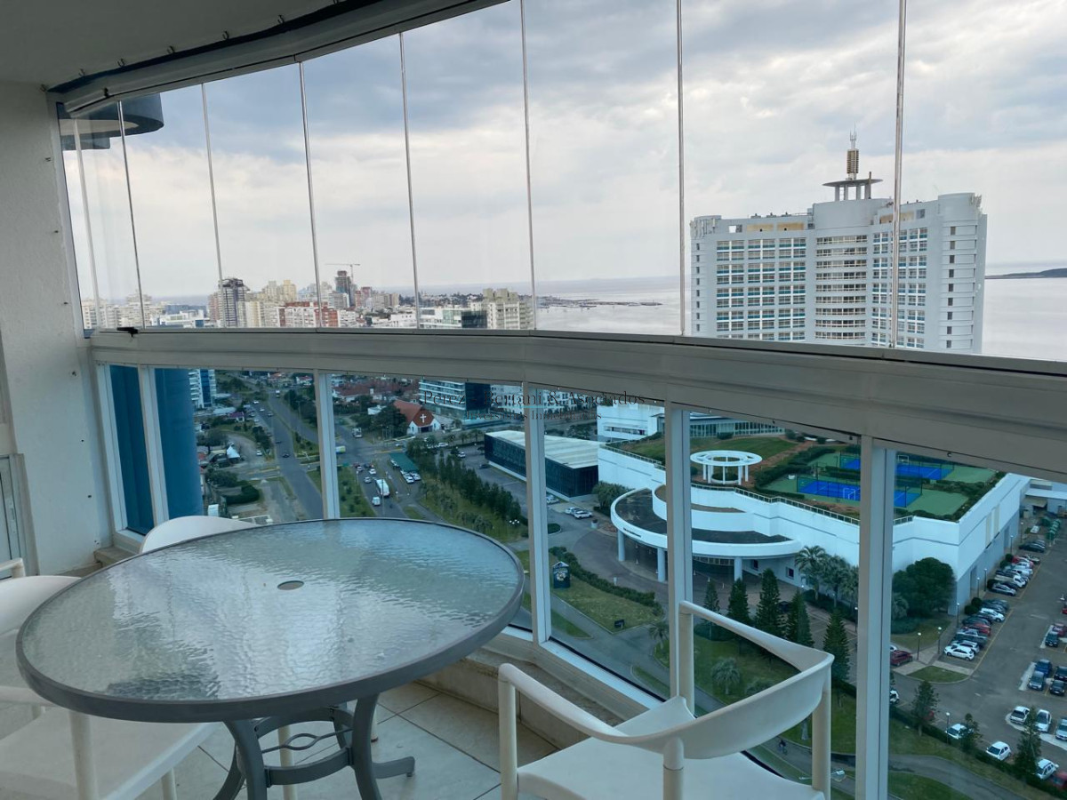Apartamento ID.755 - Alquiler apartamento 2 dormitorios Torre con amenities