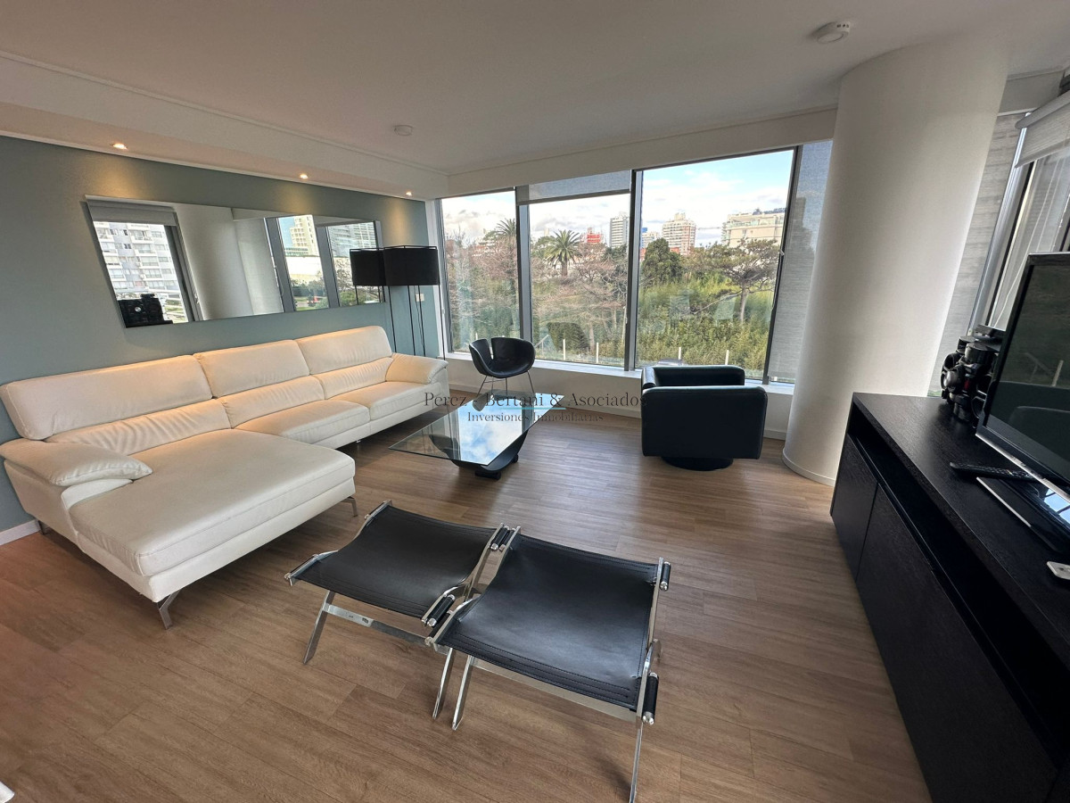Apartamento ID.586 - Venta Apartamento 3 dormitorios Zona Mansa