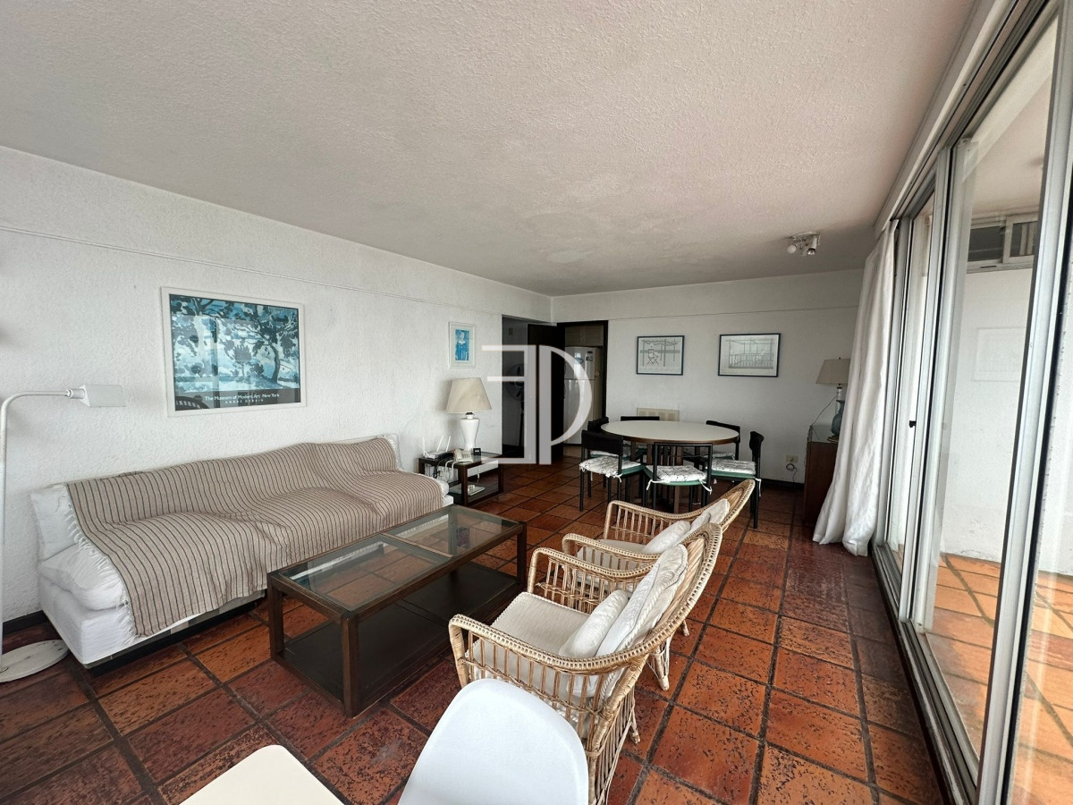 Apartamento ID.827 - Venta Apartamento 2 Dormitorios Zona Peninsula