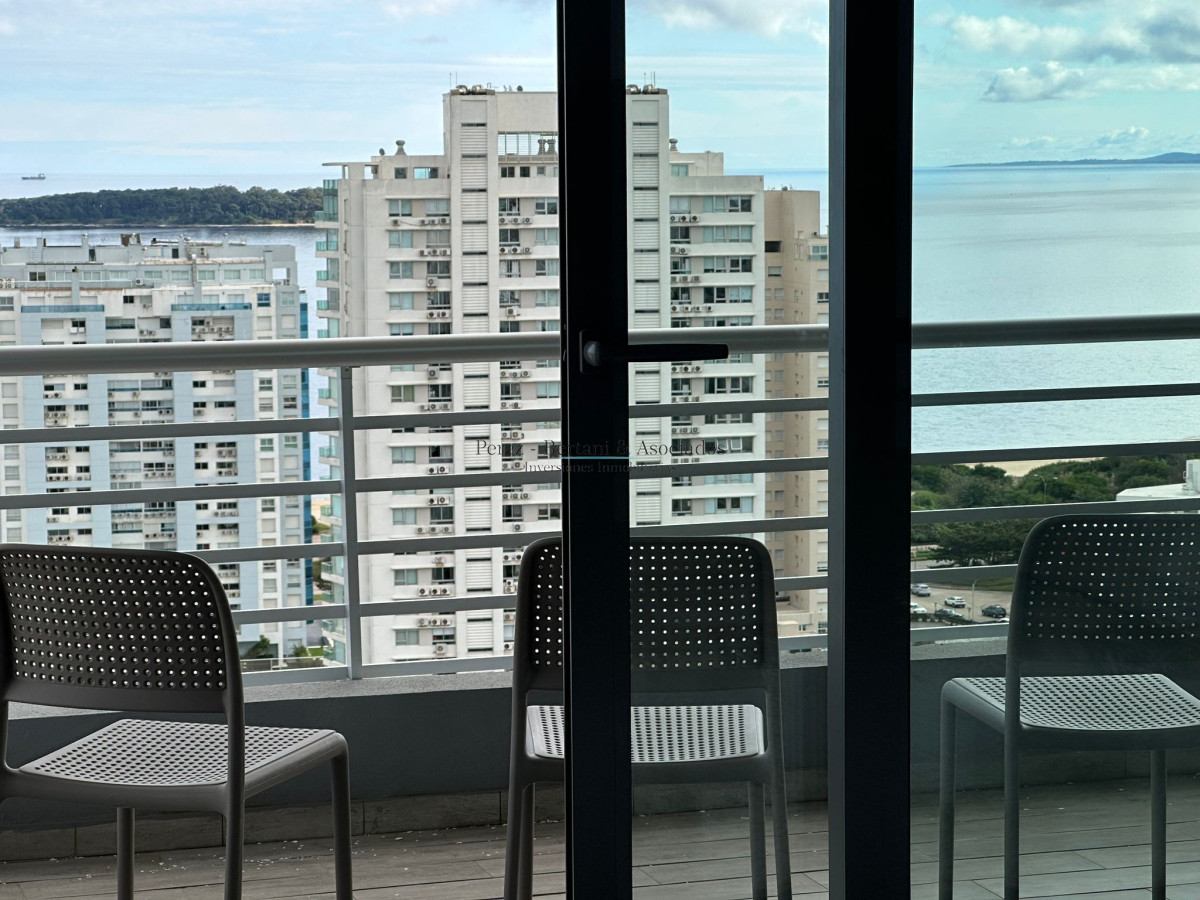Apartamento ID.599 - Venta Penthouse 3 dormitorios Torre con Amenities