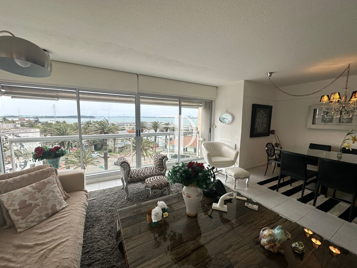 Apartamento ID.825 - Venta Apartamento 3 dormitorios Peninsula