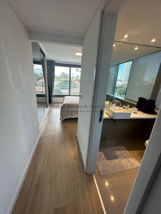 Apartamento ID.586 - Venta Apartamento 3 dormitorios Zona Mansa