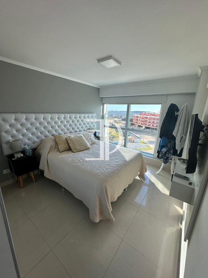 Apartamento ID.745 - Venta Apartamento 2 dormitorios  Torre Premiun Zona Mansa