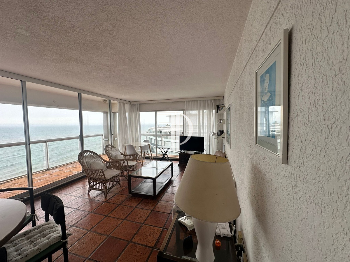 Apartamento ID.827 - Venta Apartamento 2 Dormitorios Zona Peninsula