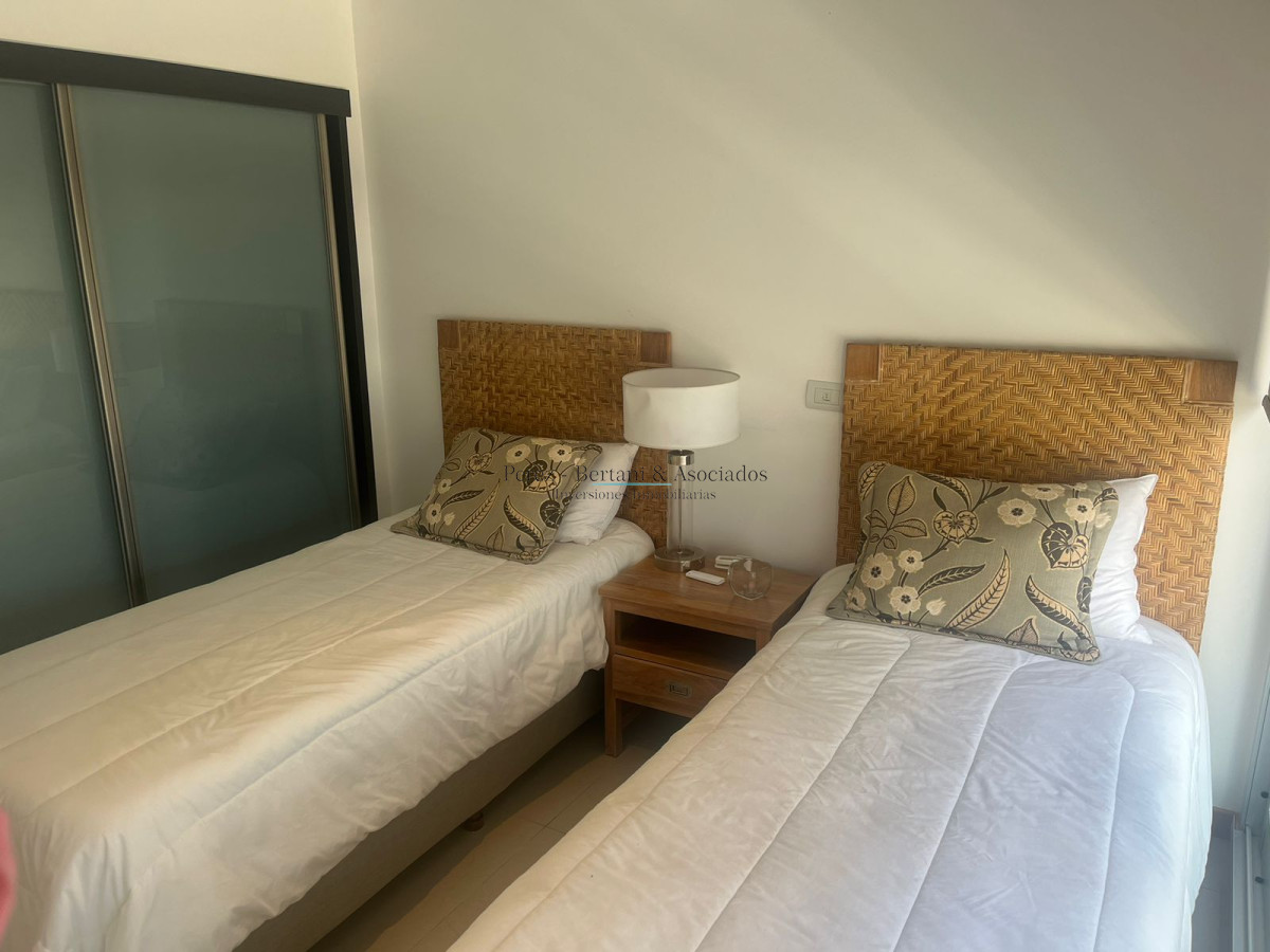 Apartamento ID.169 - Venta Apartamento 3 dormitorios y servicio Primera linea Playa Brava Complejo con amenities y espacio verde