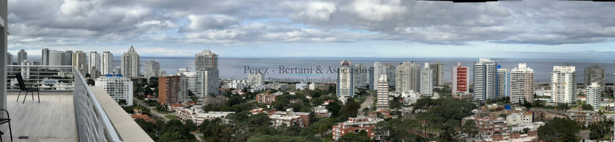 Apartamento ID.599 - Venta Penthouse 3 dormitorios Torre con Amenities