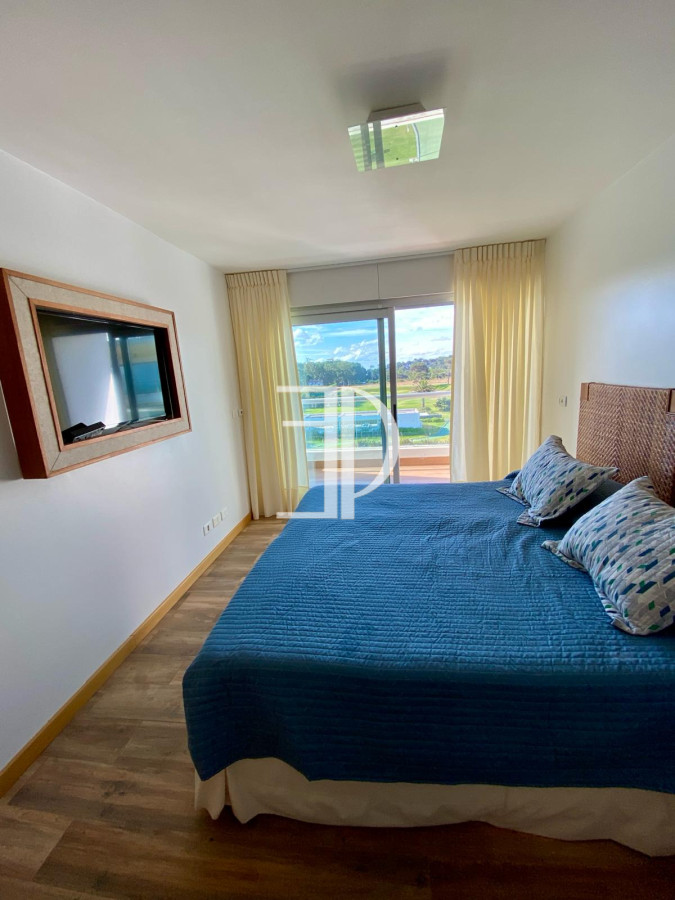 Apartamento ID.249 - Venta Penthouse Complejo Primera Linea Brava con amenities 