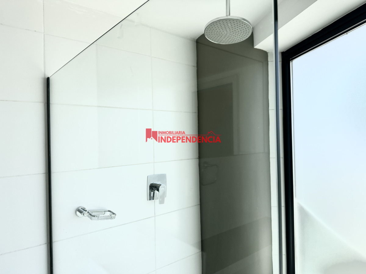 Apartamento ID.239 - Alquiler depto en la Torre de la Defensa 3 dormitorios