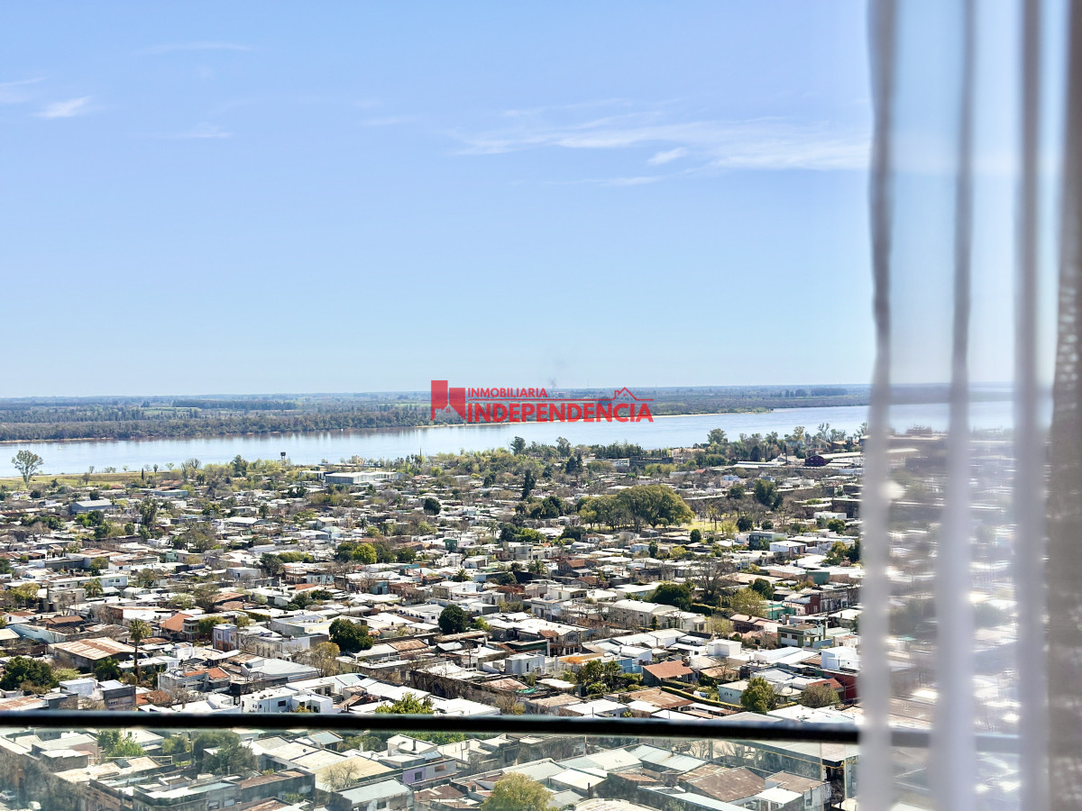 Apartamento ID.239 - Alquiler depto en la Torre de la Defensa 3 dormitorios