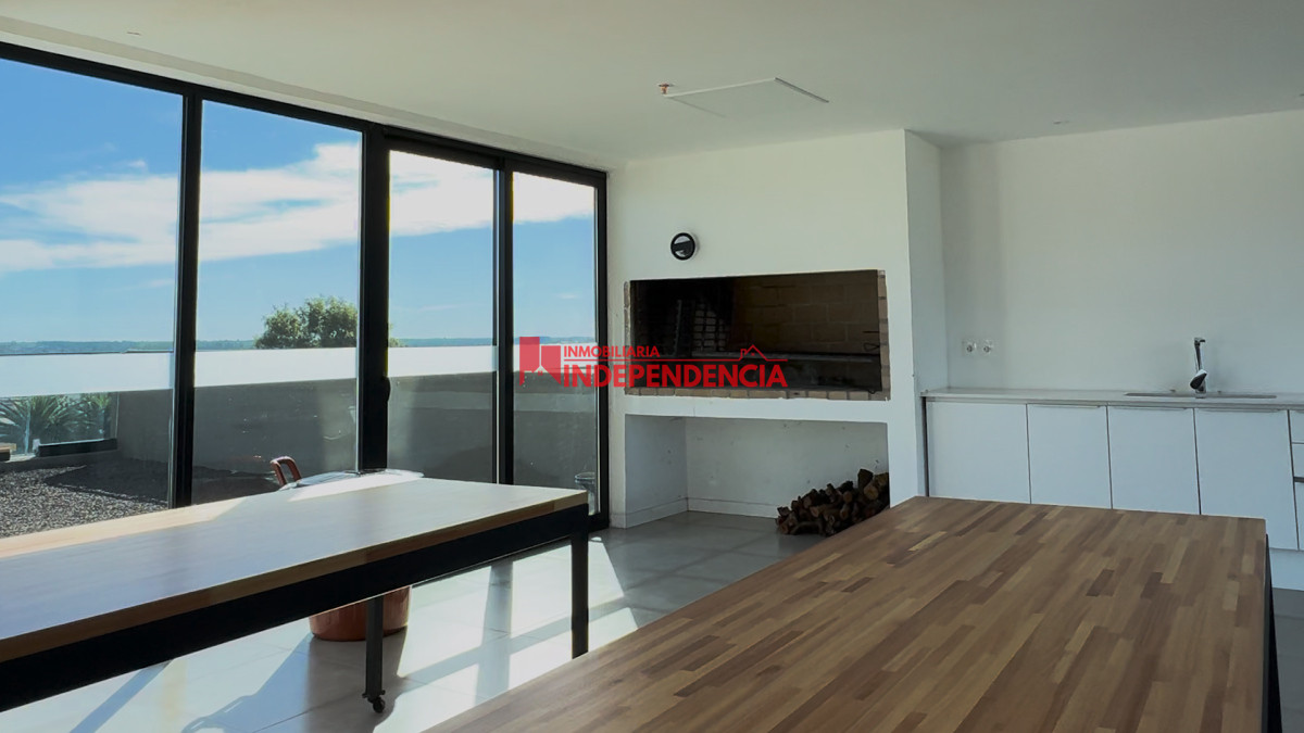 Apartamento ID.239 - Alquiler depto en la Torre de la Defensa 3 dormitorios