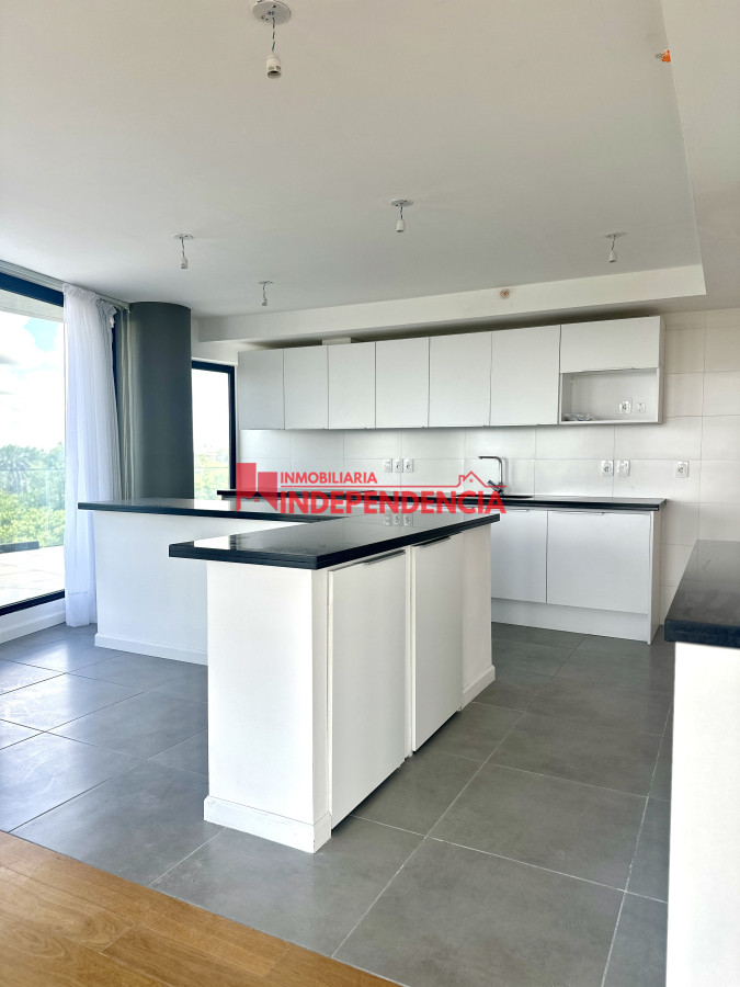 Apartamento ID.176 - En alquiler Exclusivo Apartamento con Vista 360°