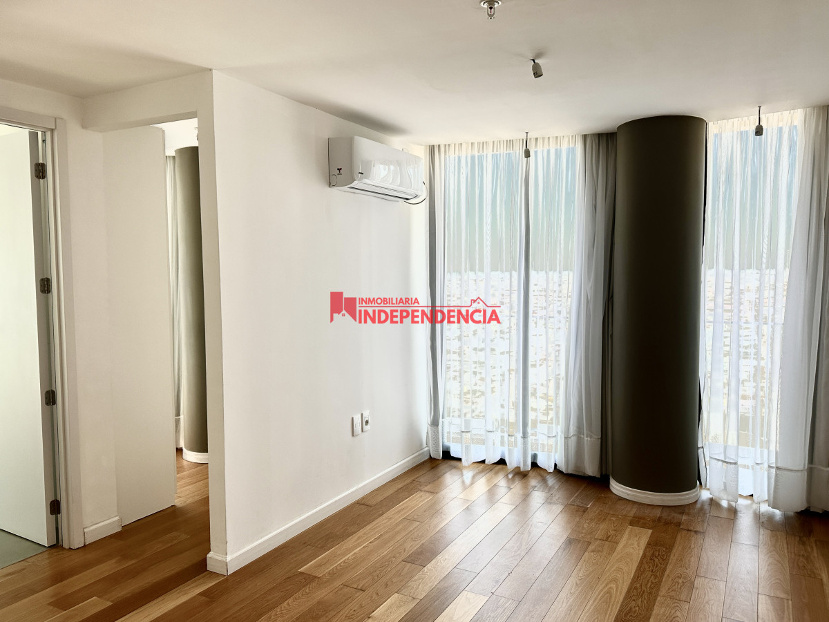 Apartamento ID.239 - Alquiler depto en la Torre de la Defensa 3 dormitorios