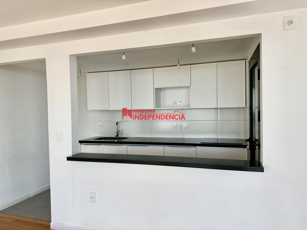 Apartamento ID.239 - Alquiler depto en la Torre de la Defensa 3 dormitorios