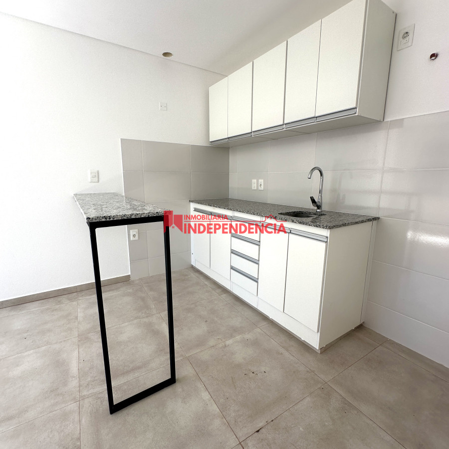 Apartamento ID.116 - Apartamento 1 Dormitorio Con Patio Y Cochera a estrenar 