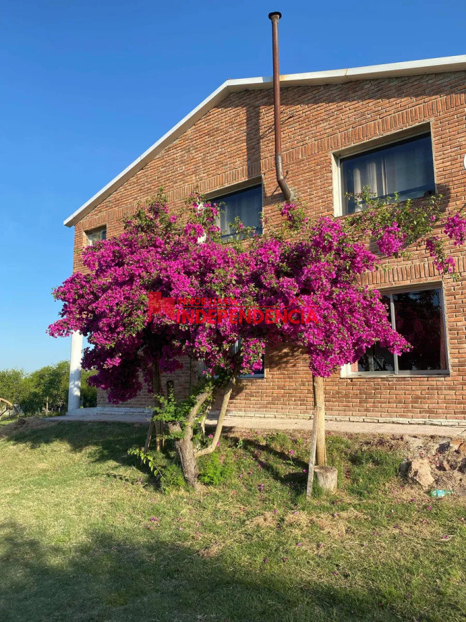 Casa ID.251 - Casa quinta con 8014m2 en venta con piscina, barbacoa y mas 