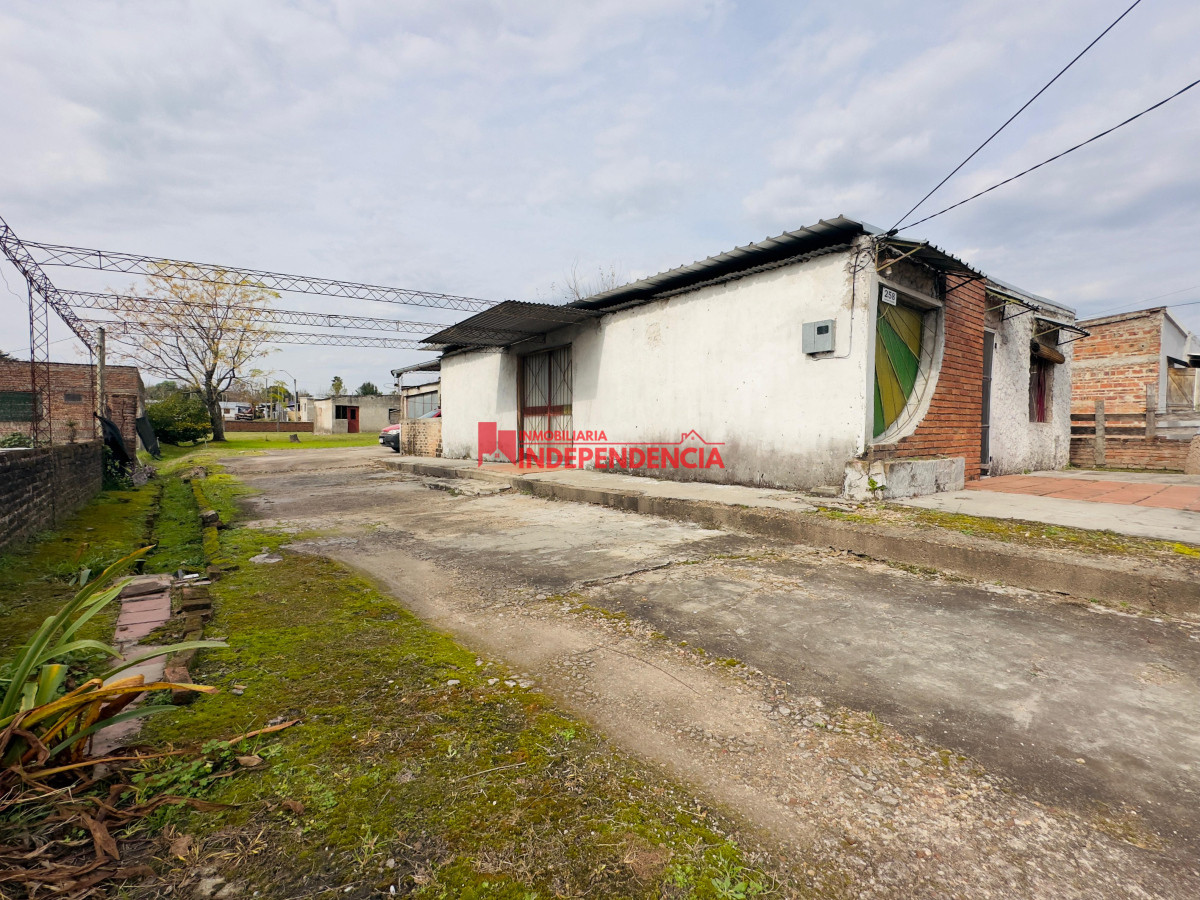 Casa ID.87 - Casa de dos dormitorios con 1000 m2 de terreno 