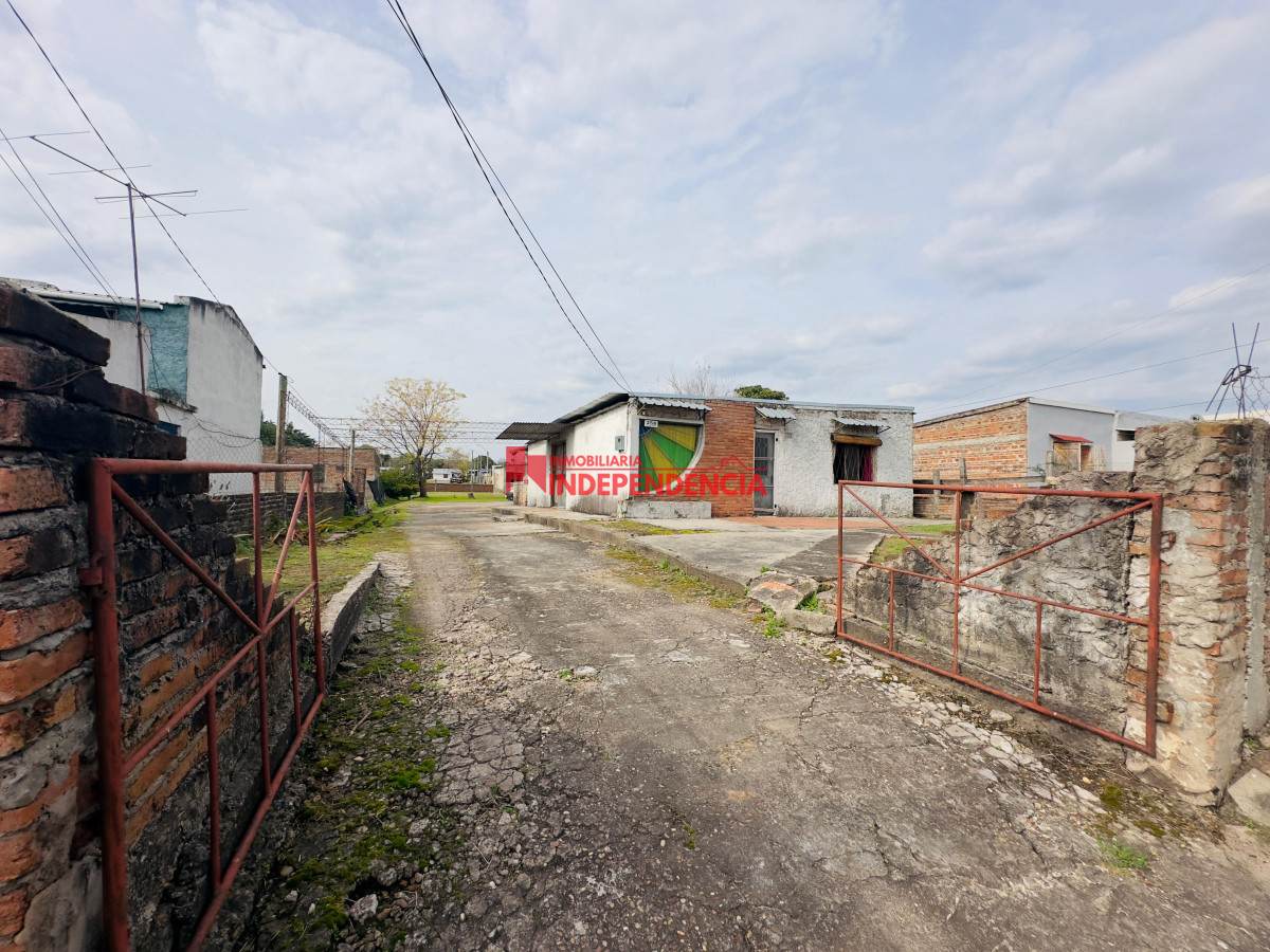 Casa ID.87 - Casa de dos dormitorios con 1000 m2 de terreno 