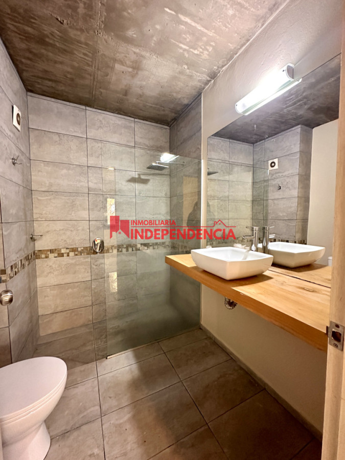 Casa ID.317 - Casa chalet mas estudio profesional en el centro de Paysandu en alquiler