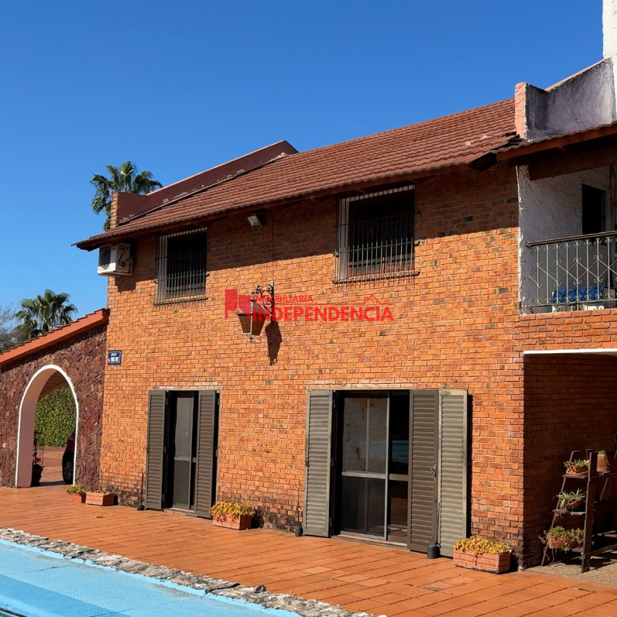 Casa ID.131 - Exclusiva propiedad de 570 m2 en 3.000 m2 cuadrados de terreno