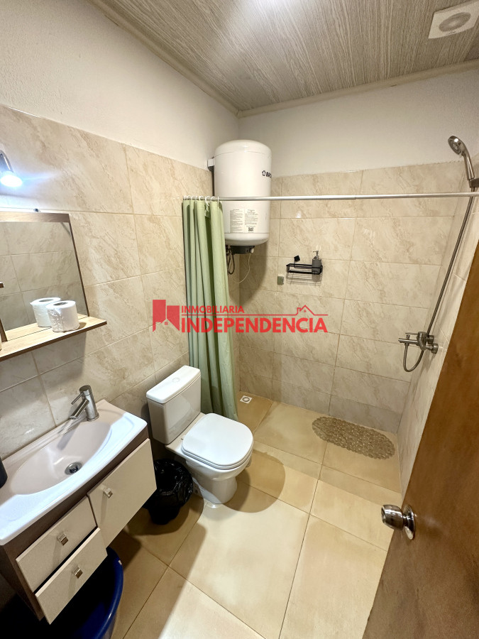 Casa ID.180 - Casa dos dormitorios amoblada zona Oxipal Av. W.F. Aldunate 