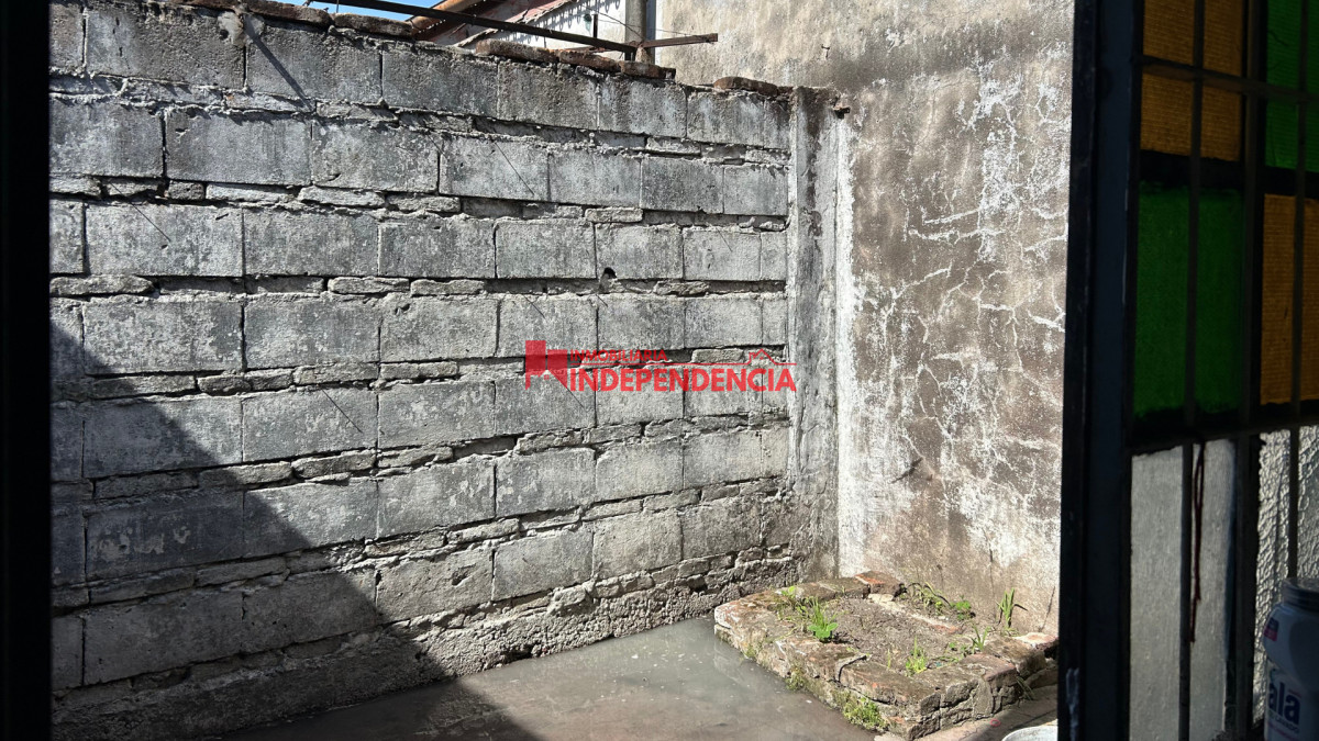Casa ID.267 - En Venta casa con comercio de 251m2