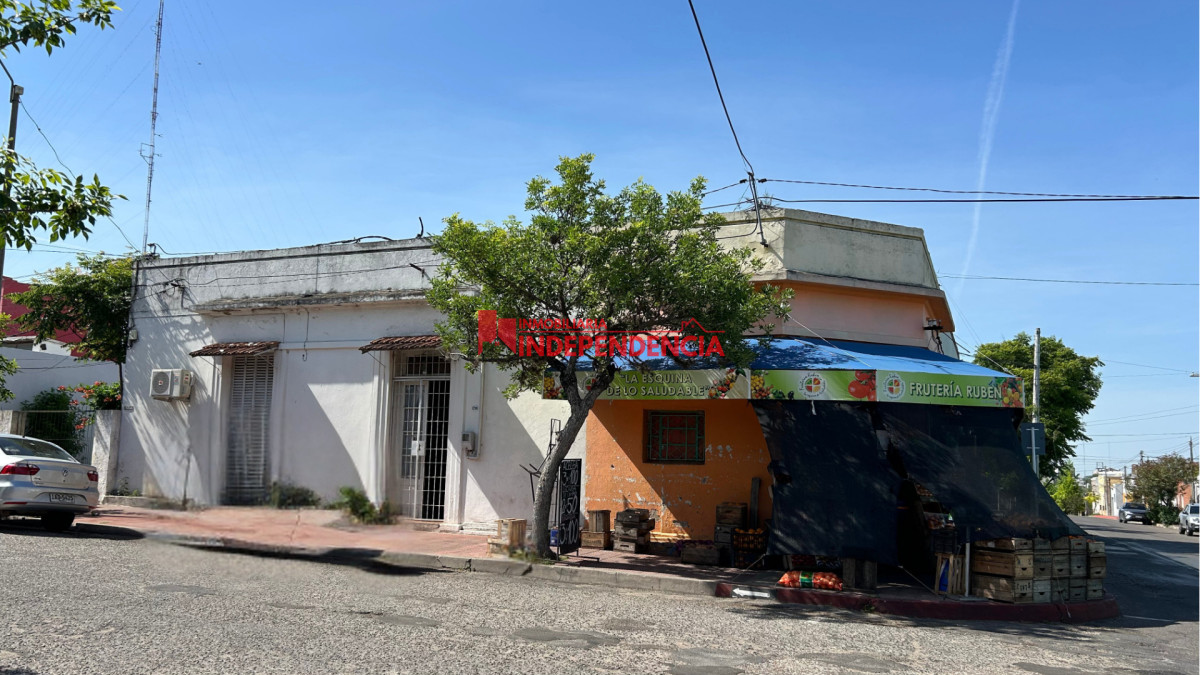 Casa ID.267 - En Venta casa con comercio de 251m2